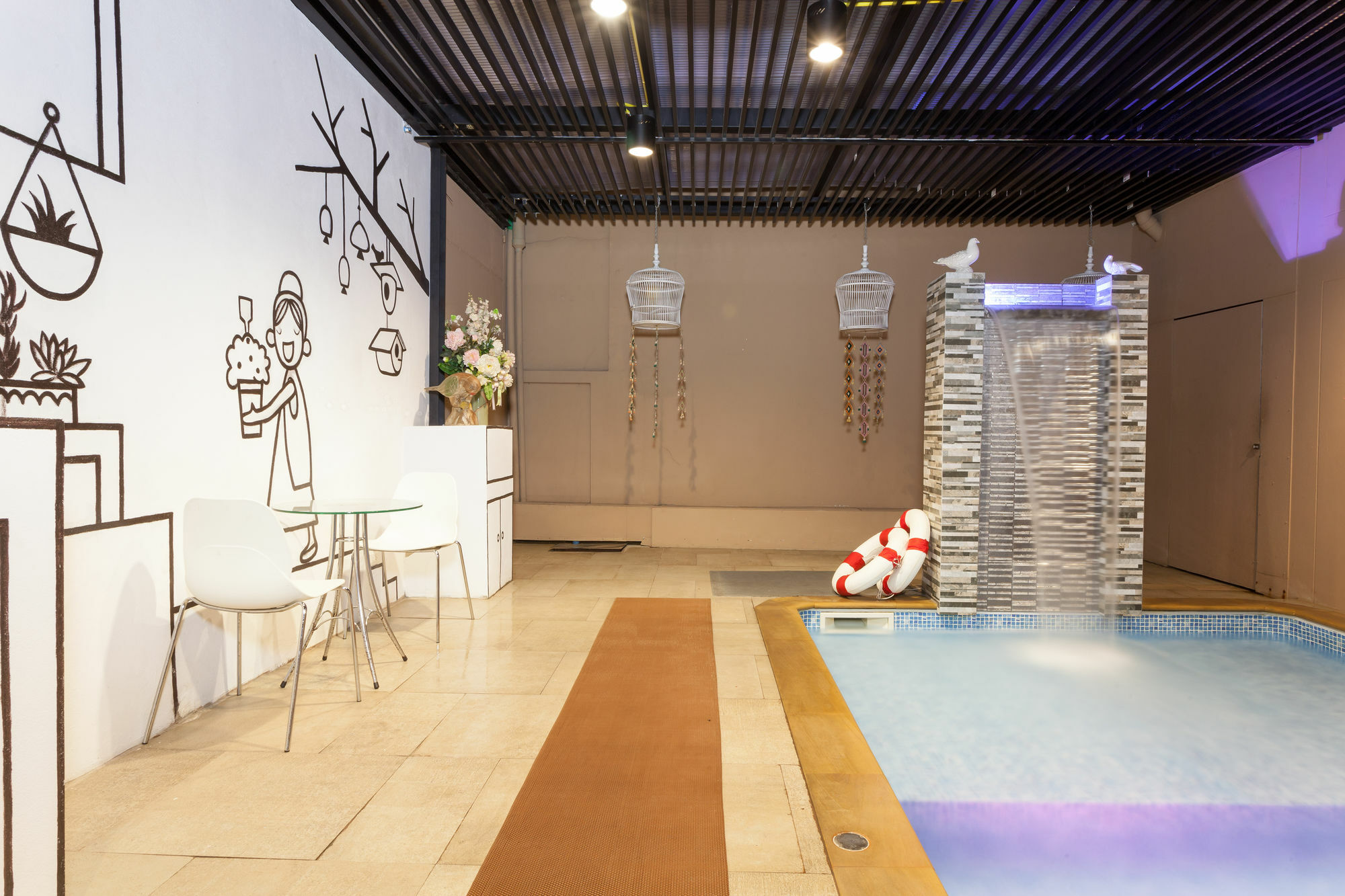 We Briza Hotel Chiangmai Чиангмай Екстериор снимка